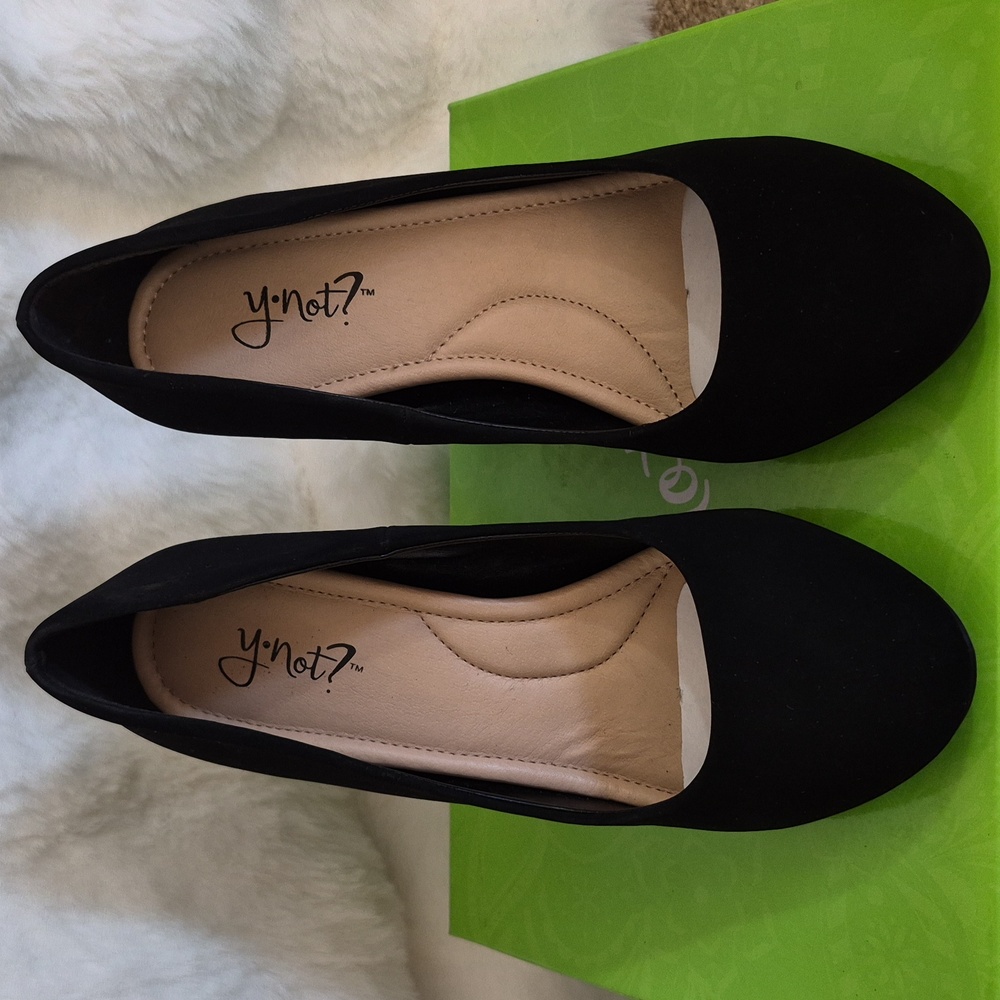 Elegant Black Women's Nubuck Platform Heels New In Box Size 7M